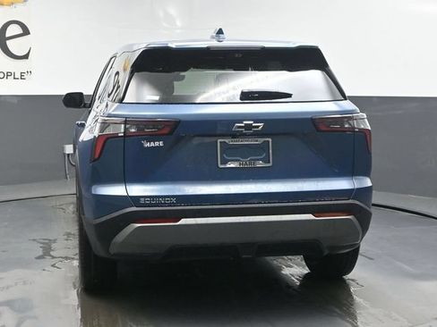 New 2026 Chevrolet Equinox LT w/ Convenience Package II FWD image 13