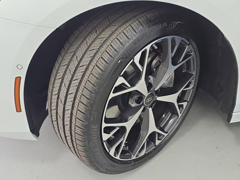 New 2026 Audi A6 Premium Plus image 32