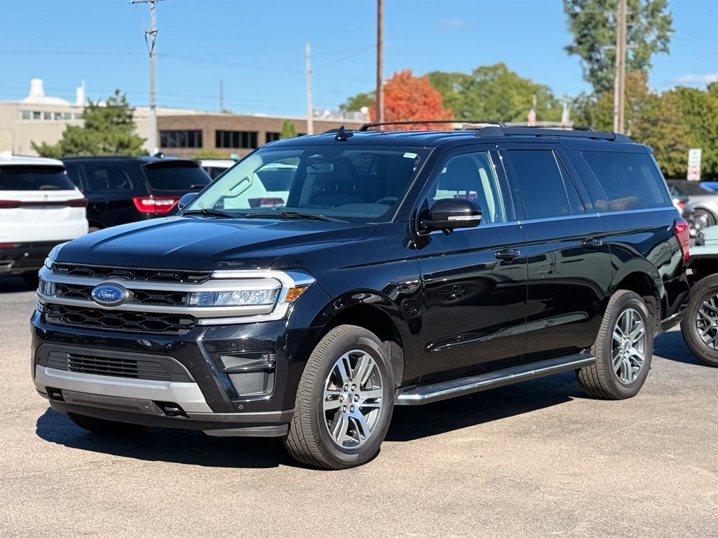 Used 2023 Ford Expedition Max XLT AWD/4WD image 44