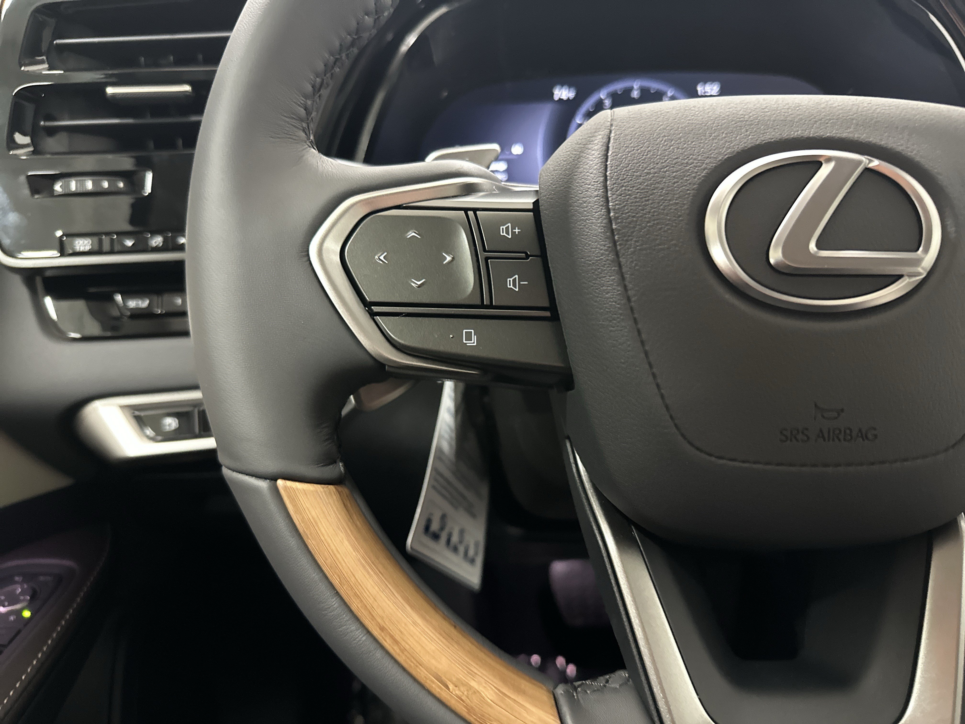 New 2026 Lexus RX 350 Premium Plus w/ Convenience Package AWD/4WD image 23