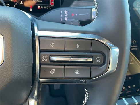 New 2026 GMC Acadia Denali w/ Super Cruise Package image 32