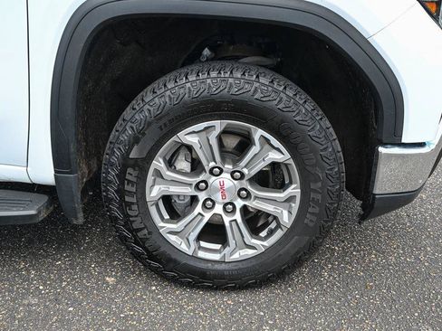 Used 2022 GMC Sierra 1500 SLT w/ SLT Convenience Package AWD/4WD image 15