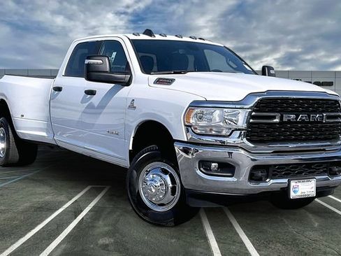 Used 2024 RAM 3500 Big Horn AWD/4WD image 12