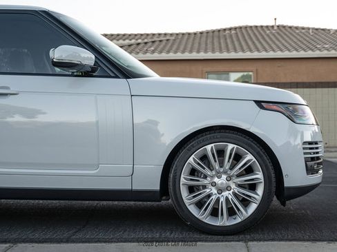 Used 2019 Land Rover Range Rover Supercharged AWD/4WD image 11