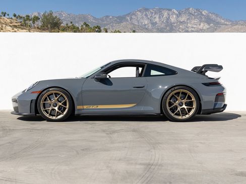 Certified 2025 Porsche 911 GT3 RWD image 2