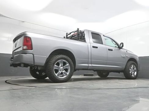 Used 2019 RAM 1500 Express AWD/4WD image 36