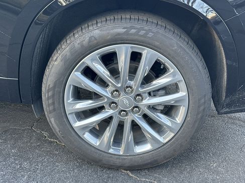 Used 2023 Cadillac XT6 Premium Luxury image 21