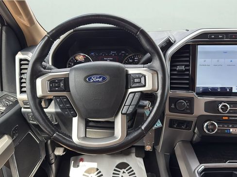 Certified 2022 Ford F350 Lariat AWD/4WD image 12