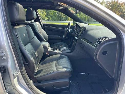 Used 2022 Chrysler 300 S RWD image 16