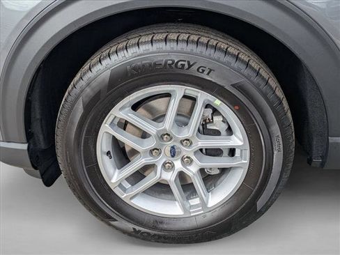 New 2026 Ford Explorer Active image 16