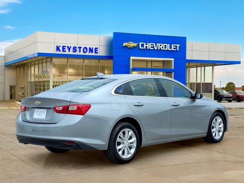 Used 2024 Chevrolet Malibu LT FWD image 7