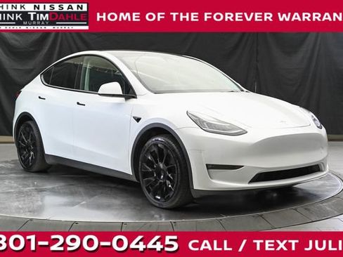 Used 2022 Tesla Model Y Long Range image 1