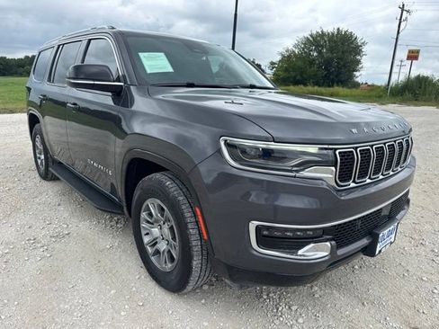 Used 2024 Jeep Wagoneer 4WD image 6