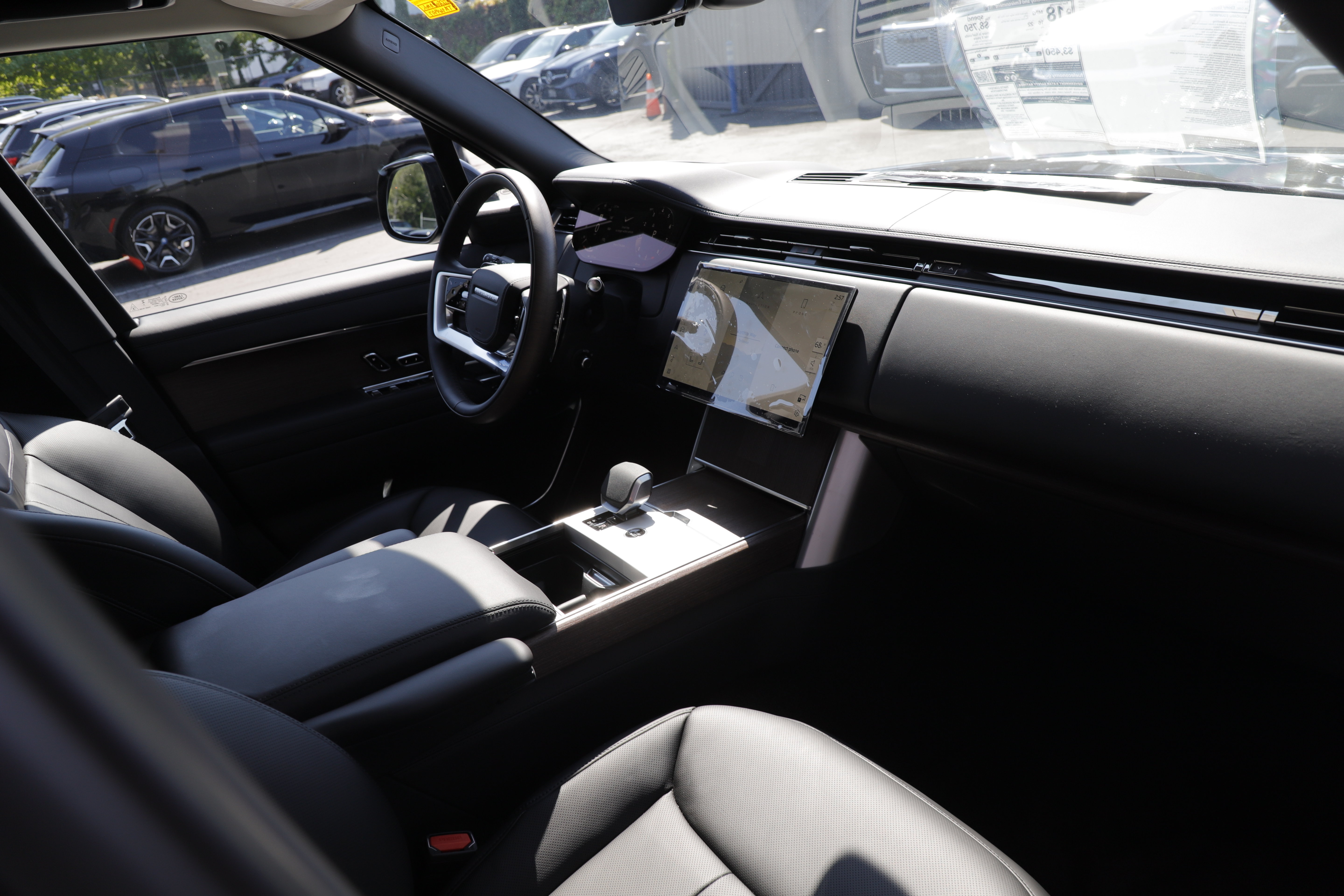 New 2026 Land Rover Range Rover Long Wheelbase Autobiography AWD/4WD image 11