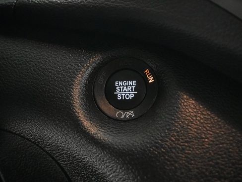 Used 2021 Jeep Cherokee Latitude Lux image 23