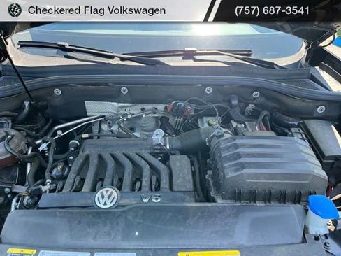 Used 2022 Volkswagen Atlas Cross Sport SE FWD image 30