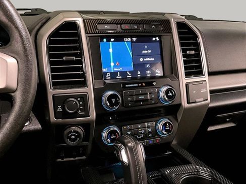 Used 2018 Ford F150 Lariat w/ Equipment Group 502A Luxury AWD/4WD image 6
