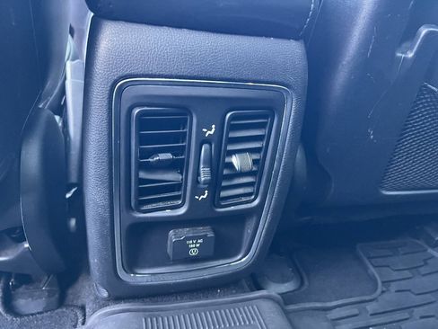 Used 2012 Jeep Grand Cherokee Laredo AWD/4WD image 35