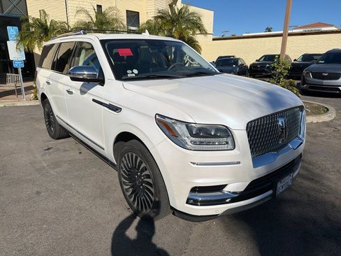 Used 2018 Lincoln Navigator Black Label w/ Cargo Package image 3