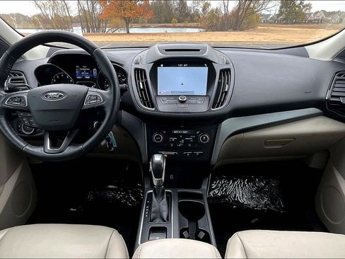 Used 2018 Ford Escape SEL image 12