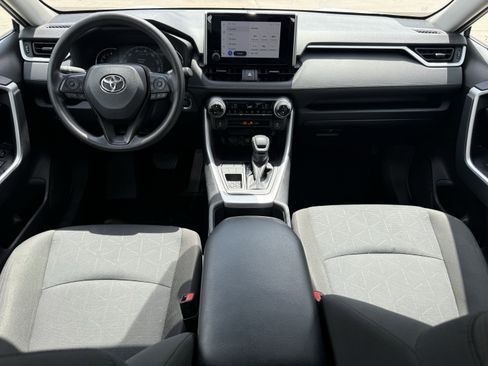Used 2025 Toyota RAV4 XLE image 14