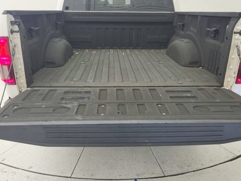 Used 2019 Ford F150 Lariat RWD image 37