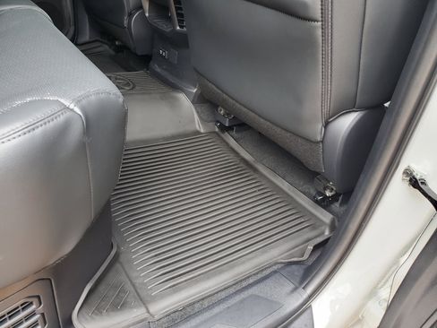 Used 2025 Toyota Tundra Limited image 28