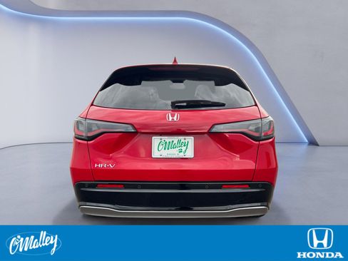Certified 2024 Honda HR-V EX-L image 4