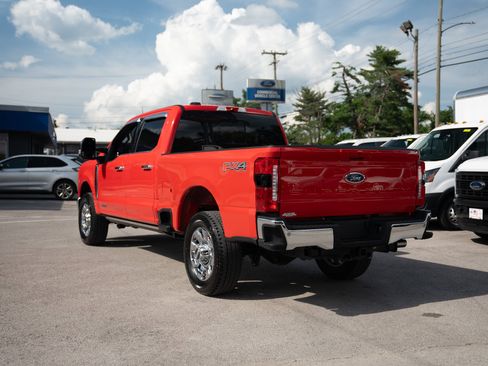 Certified 2025 Ford F350 Lariat w/ Lariat Ultimate Package AWD/4WD image 7