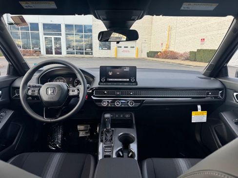 Certified 2025 Honda Civic Sport image 9