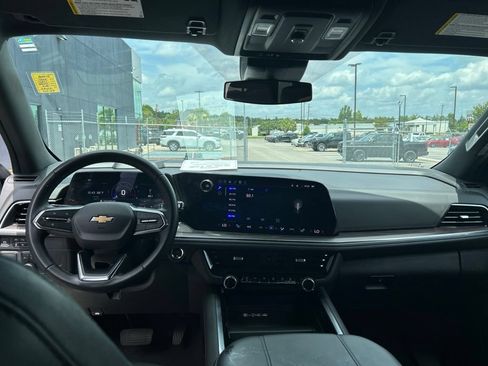Used 2025 Chevrolet Tahoe LT RWD image 27