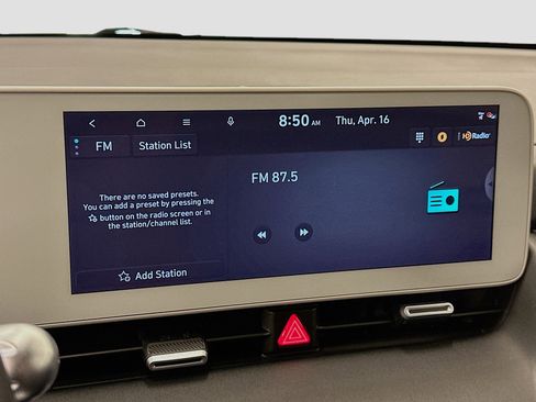 Used 2024 Hyundai Ioniq 5 SEL image 21