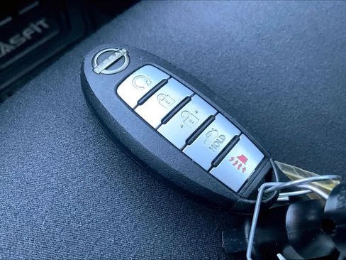 Used 2023 Nissan Altima 2.5 SV image 14