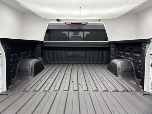 New 2026 GMC Sierra 1500 Elevation w/ Elevation Premium Package image 9
