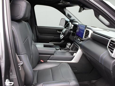 Used 2022 Toyota Tundra Platinum w/ Advanced Package image 28