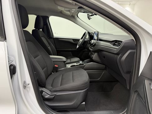 Used 2025 Ford Escape Active image 25