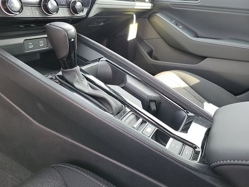 Certified 2023 Honda Accord Sport image 25