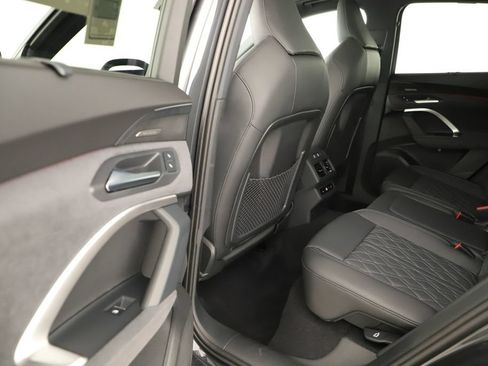 New 2026 Audi SQ5 Prestige AWD/4WD image 27