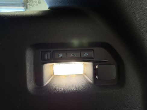 Used 2023 Ford Explorer ST w/ Equipment Group 401A image 18