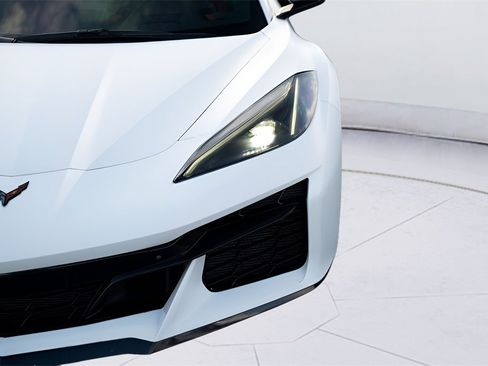 Used 2024 Chevrolet Corvette Z06 w/ Stealth Interior Trim Package image 16