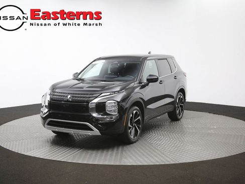 Used 2024 Mitsubishi Outlander AWD image 54