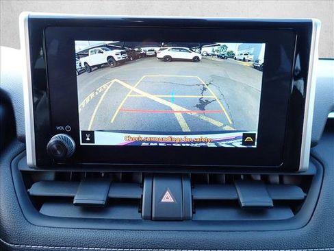 Used 2025 Toyota RAV4 LE AWD/4WD image 16