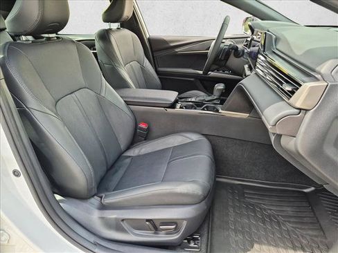 Used 2025 Toyota Camry XSE FWD image 21