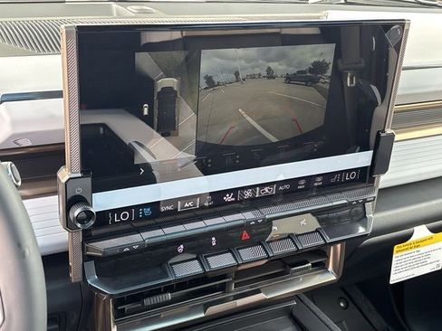 New 2025 GMC Hummer EV 2X image 13
