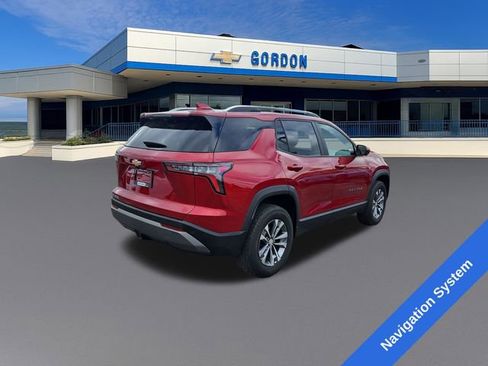 Used 2025 Chevrolet Equinox LT w/ Convenience Package II FWD image 6