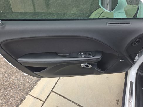 Used 2020 Dodge Challenger R/T w/ Performance Handling Group image 11