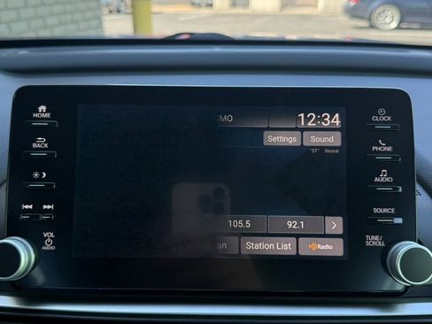 Used 2018 Honda Accord EX-L image 33