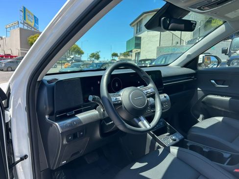 Used 2024 Hyundai Kona Limited FWD image 13