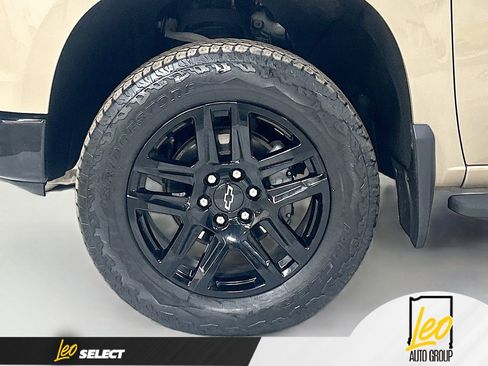 Used 2023 Chevrolet Silverado 1500 LT Trail Boss image 31