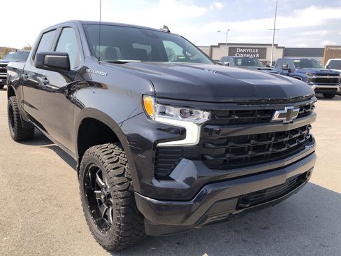 Used 2023 Chevrolet Silverado 1500 RST w/ Convenience Package II image 15